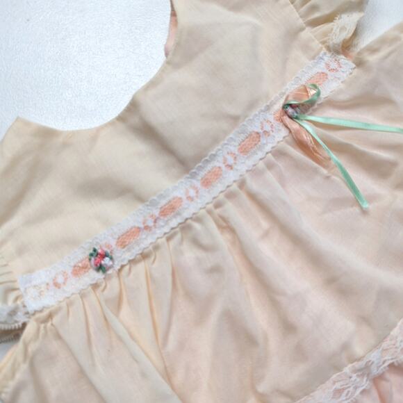 Vintage Swing Top Girls Size 24m Peach Flutter Rosette - Picture 2 of 6